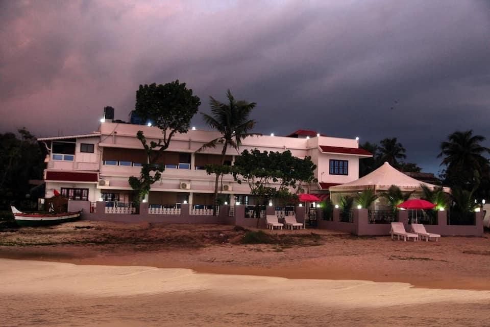 Alleppey Holiday Beach Resort