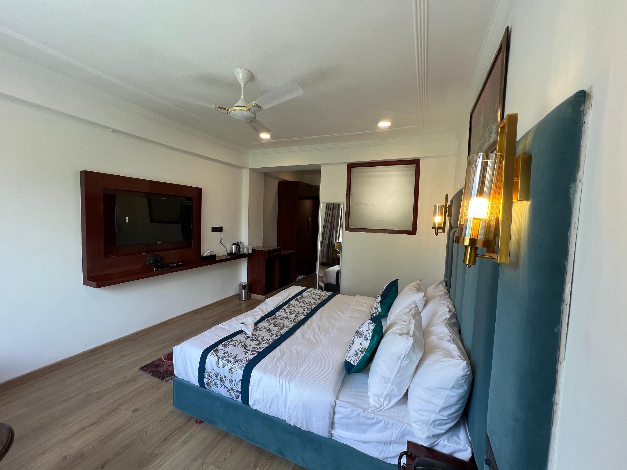 Suite Room