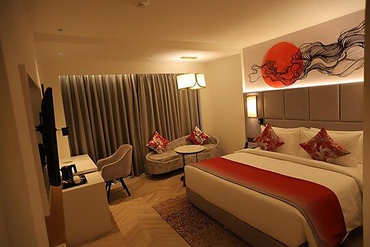 1 King Bed, Suite Room, Non Smoking