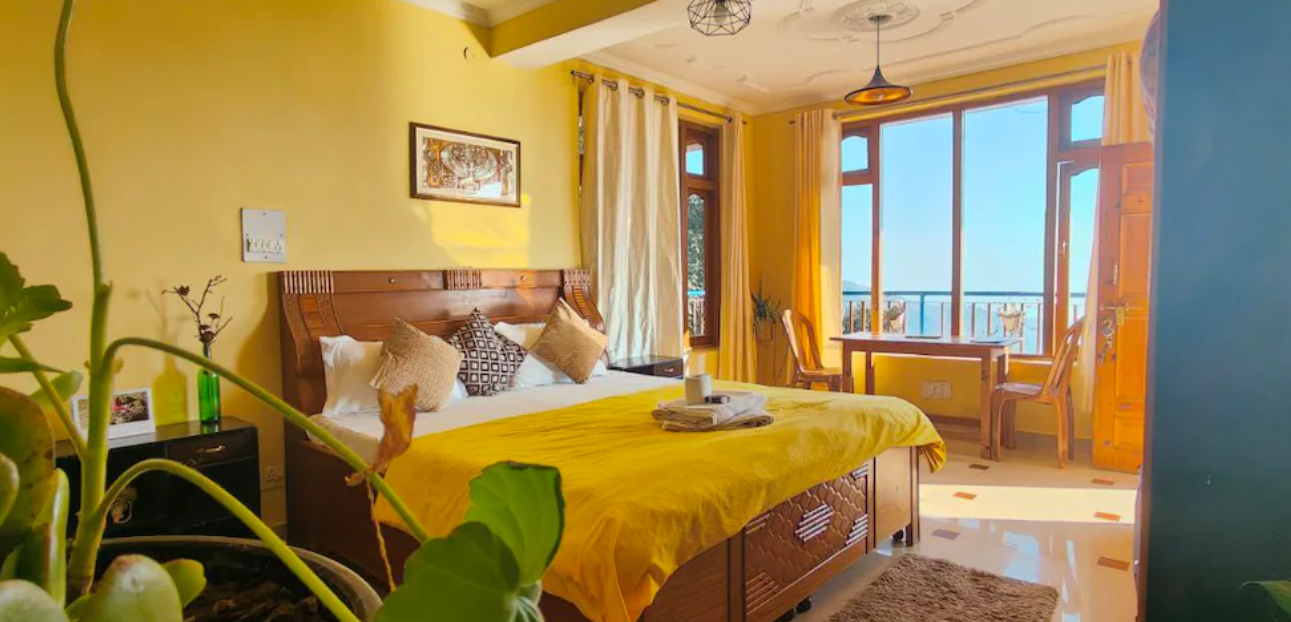 Premium Big Room With Mounatin,Valley,and Jungle View