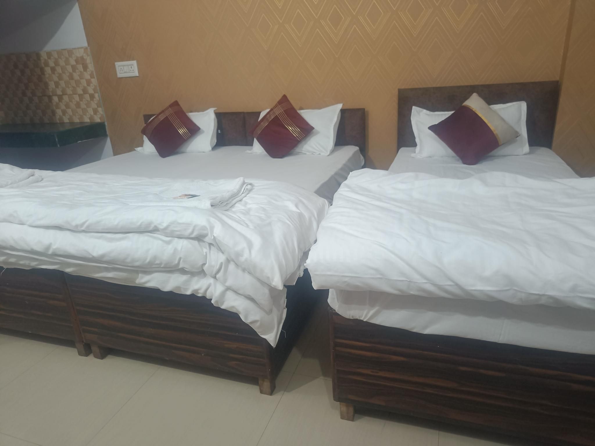 Double Bed Room With Air conditioning