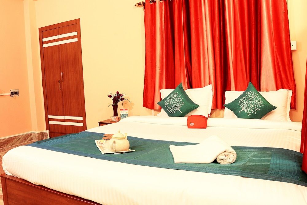 OYO 1059 near Ruby Hospital Standard Double or Twin Room, 1 Double Bed, Private Bathroom 2
