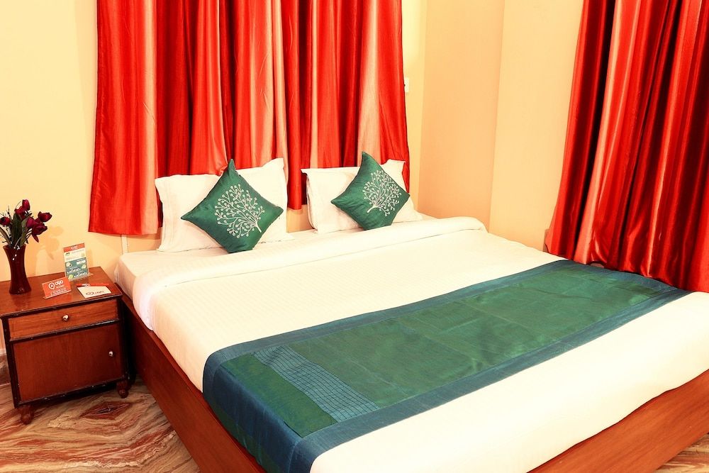 OYO 1059 near Ruby Hospital Standard Double or Twin Room, 1 Double Bed, Private Bathroom 11