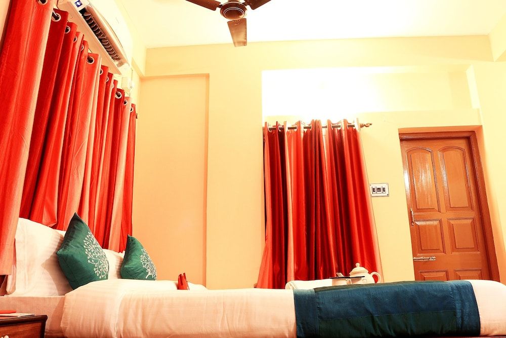 OYO 1059 near Ruby Hospital Standard Double or Twin Room, 1 Double Bed, Private Bathroom 5