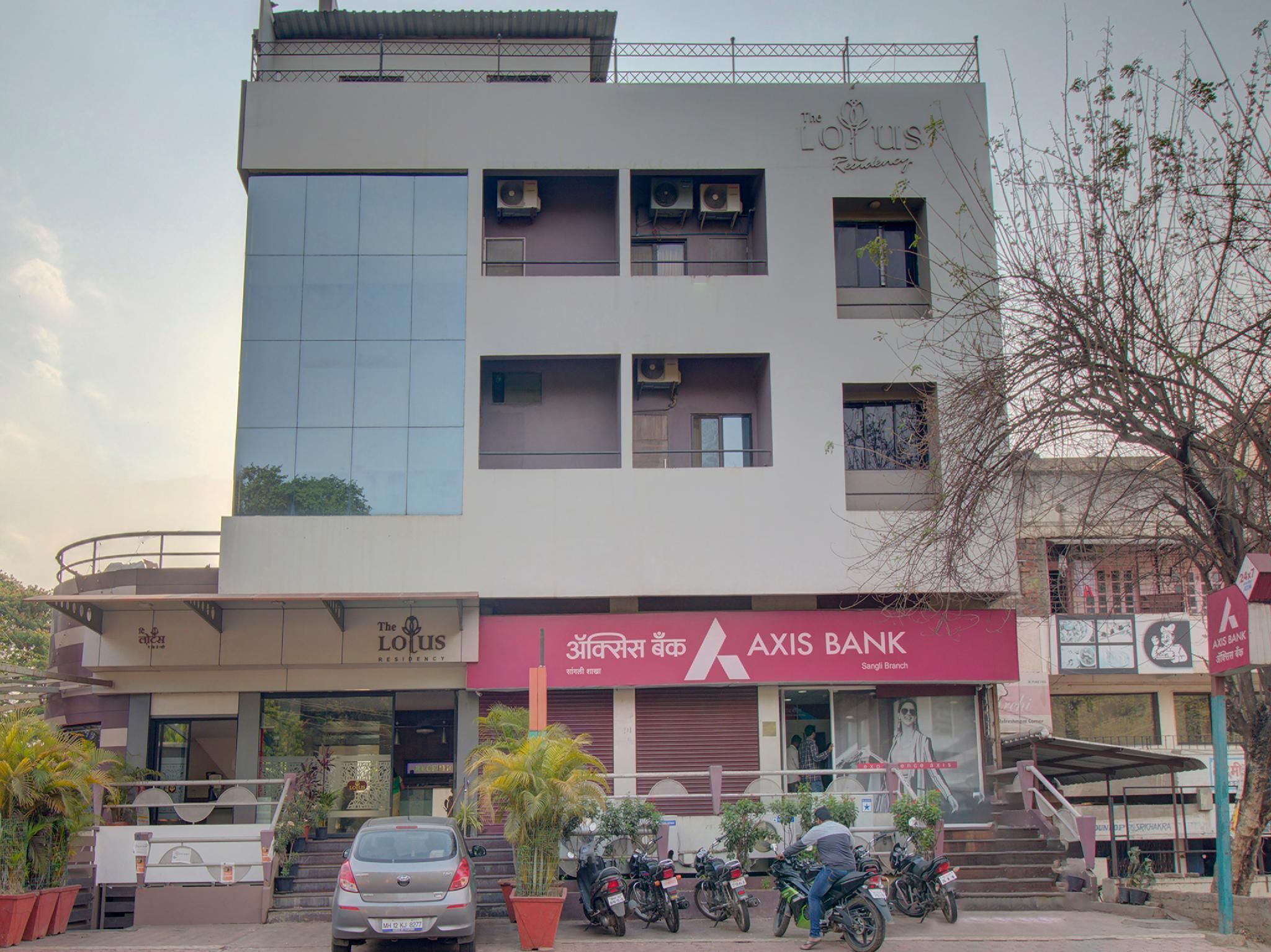 OYO 35844 Hotel Lotus Residency