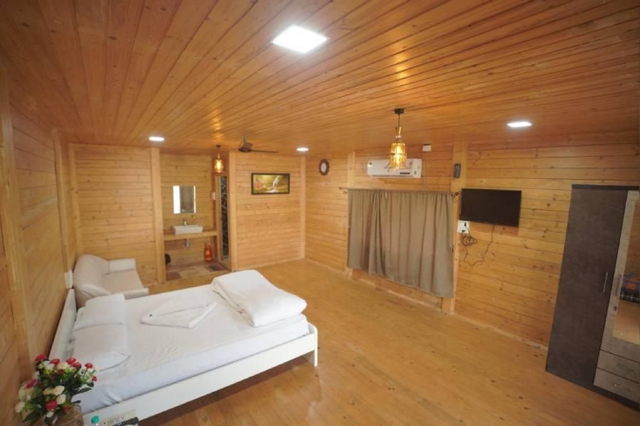 The Candlewood Resort Premium Russian wood 3