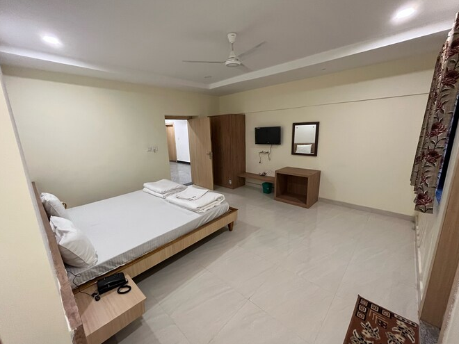 Hotel Pratap Heights Deluxe Non Ac Room 2