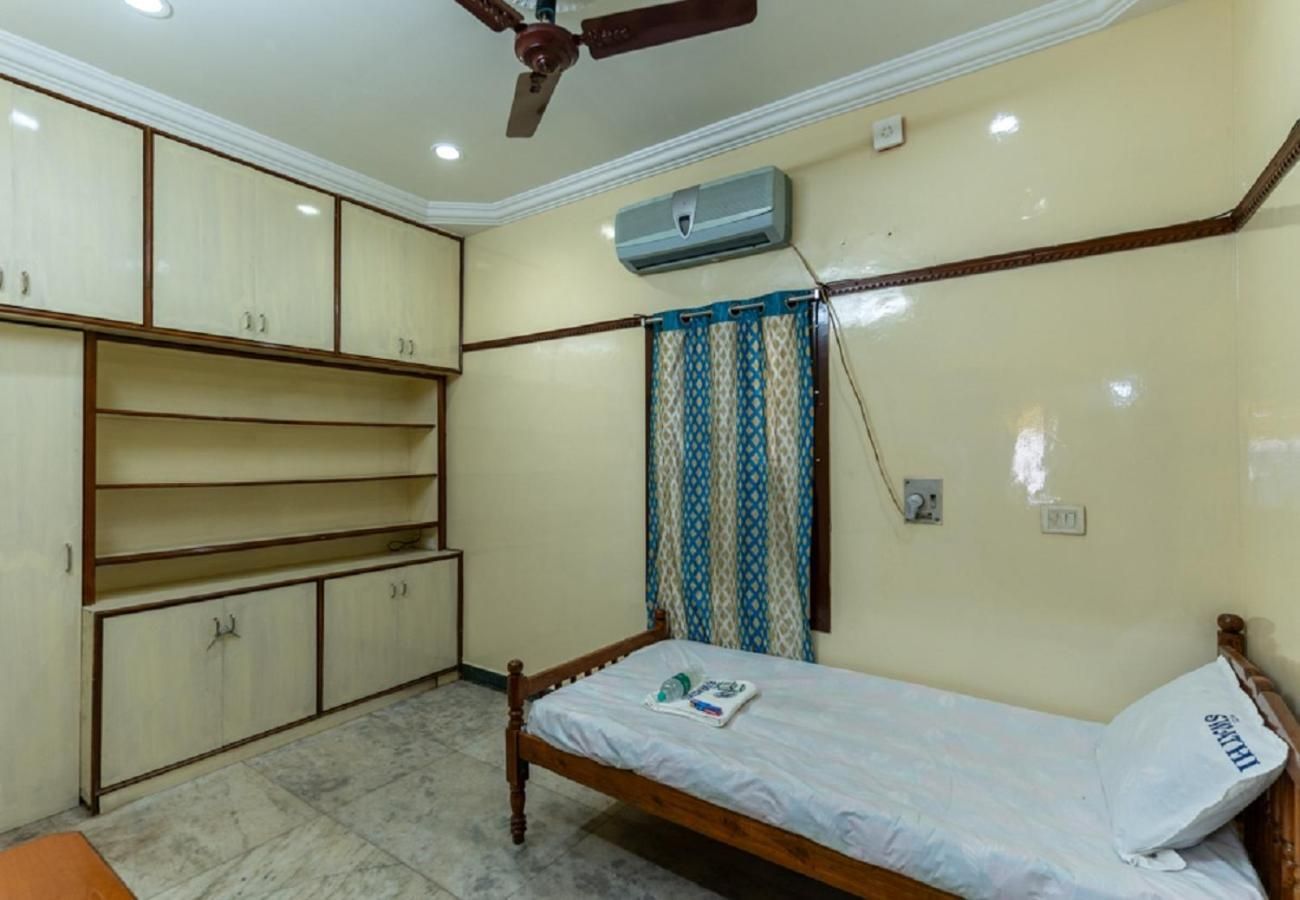 Single Air Conditioning