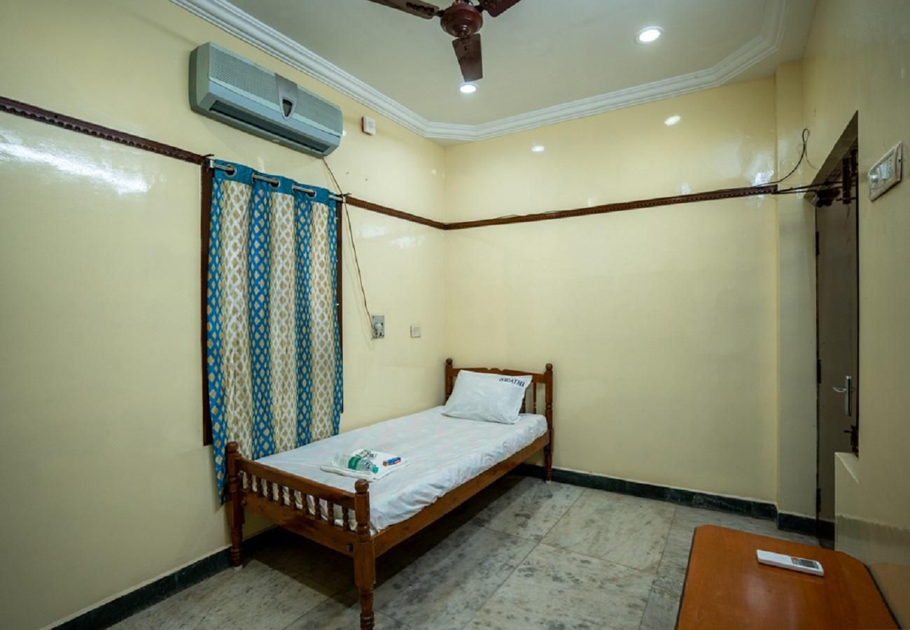 Single Air Conditioning