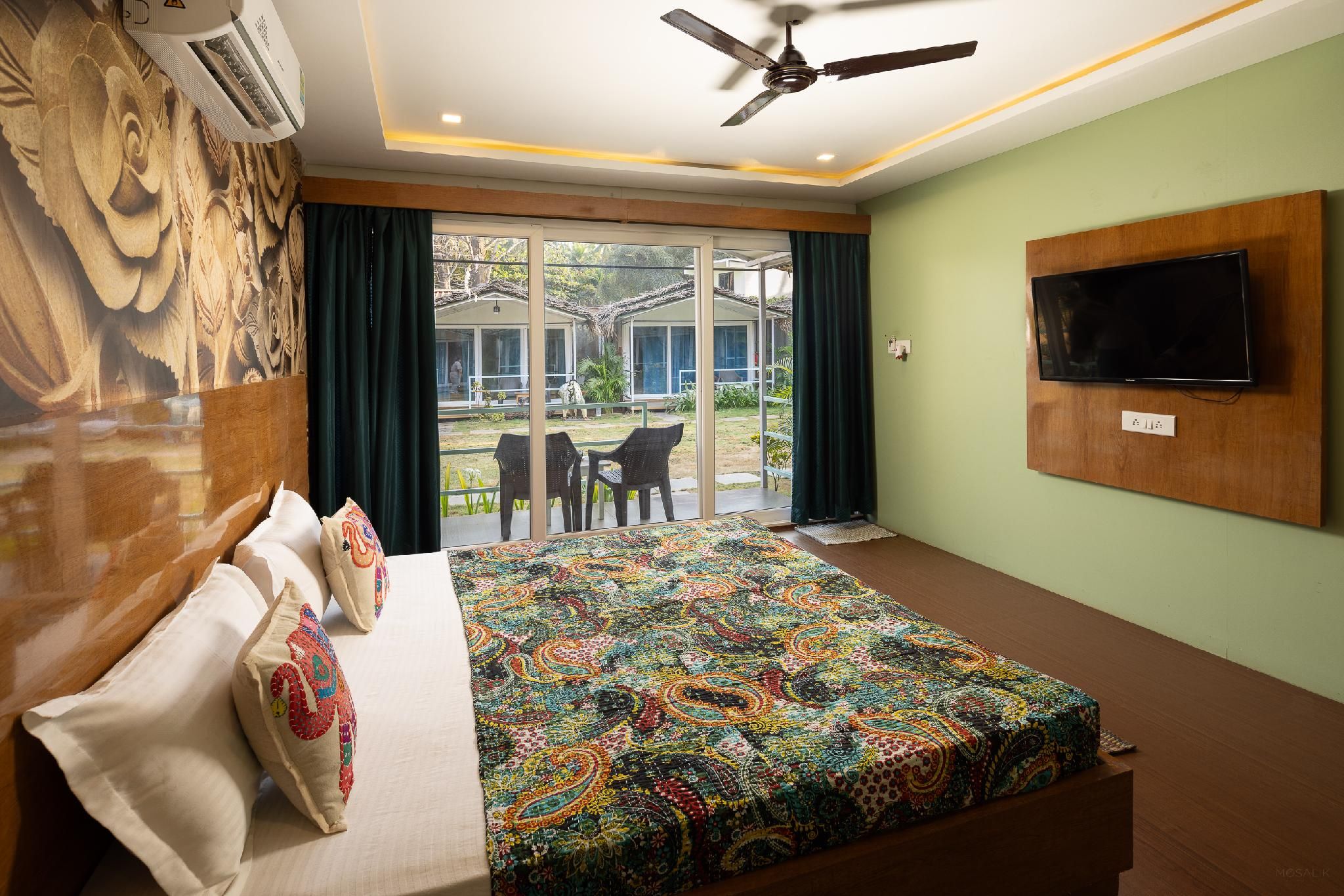 Deluxe Double or Twin