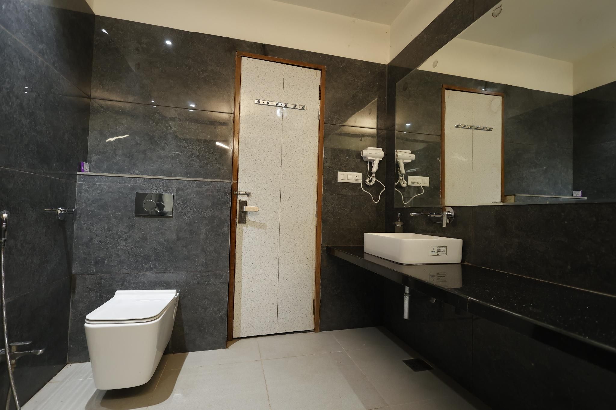 Premium Suite