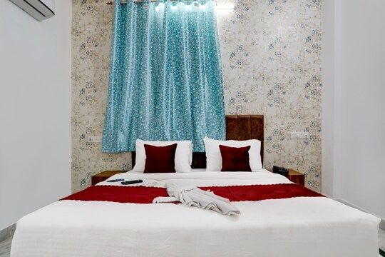 Hotel Garden View (In Lap of Nature) Deluxe Room 3