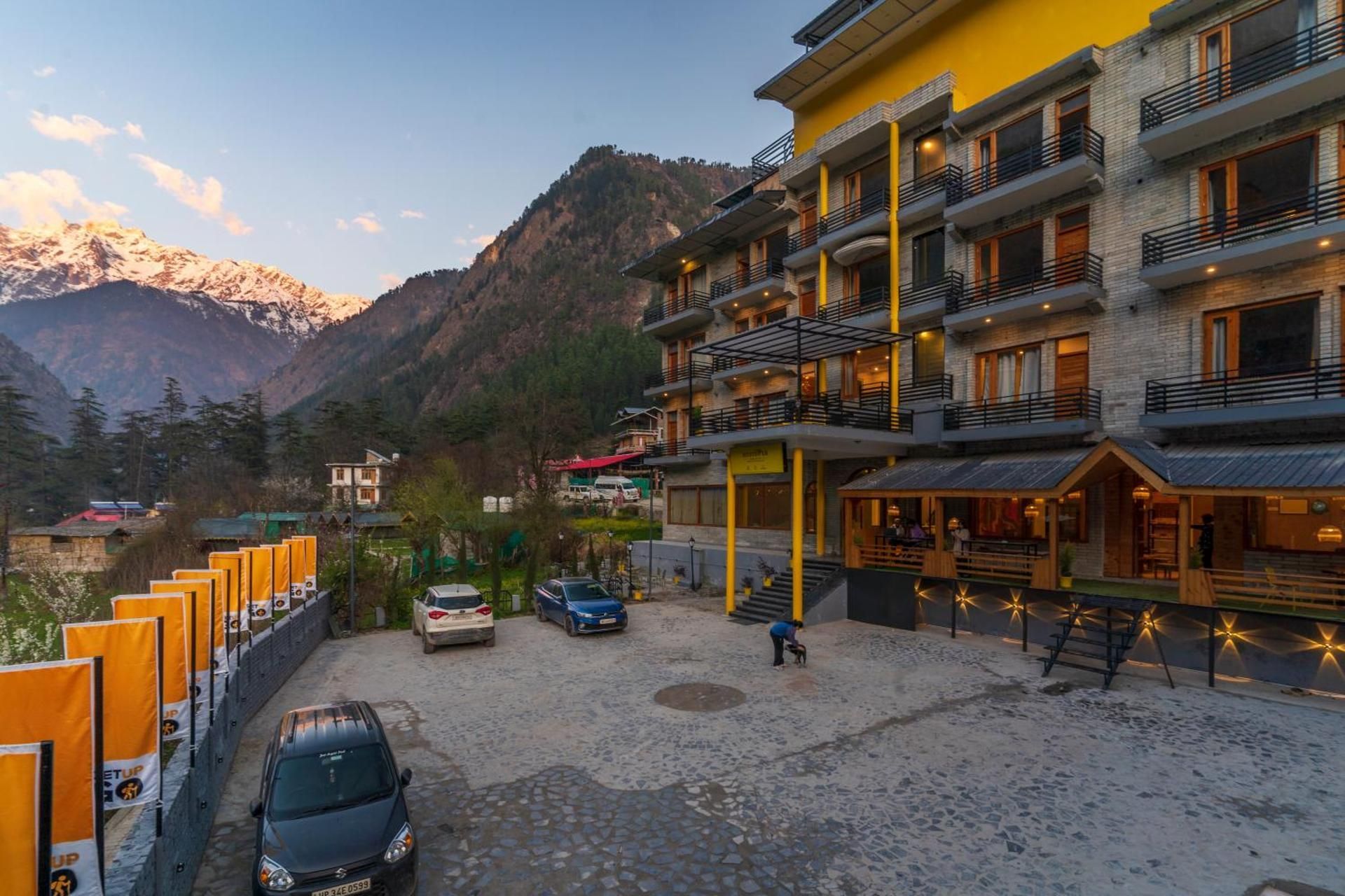 The Hosteller Kasol, Parvati Valley