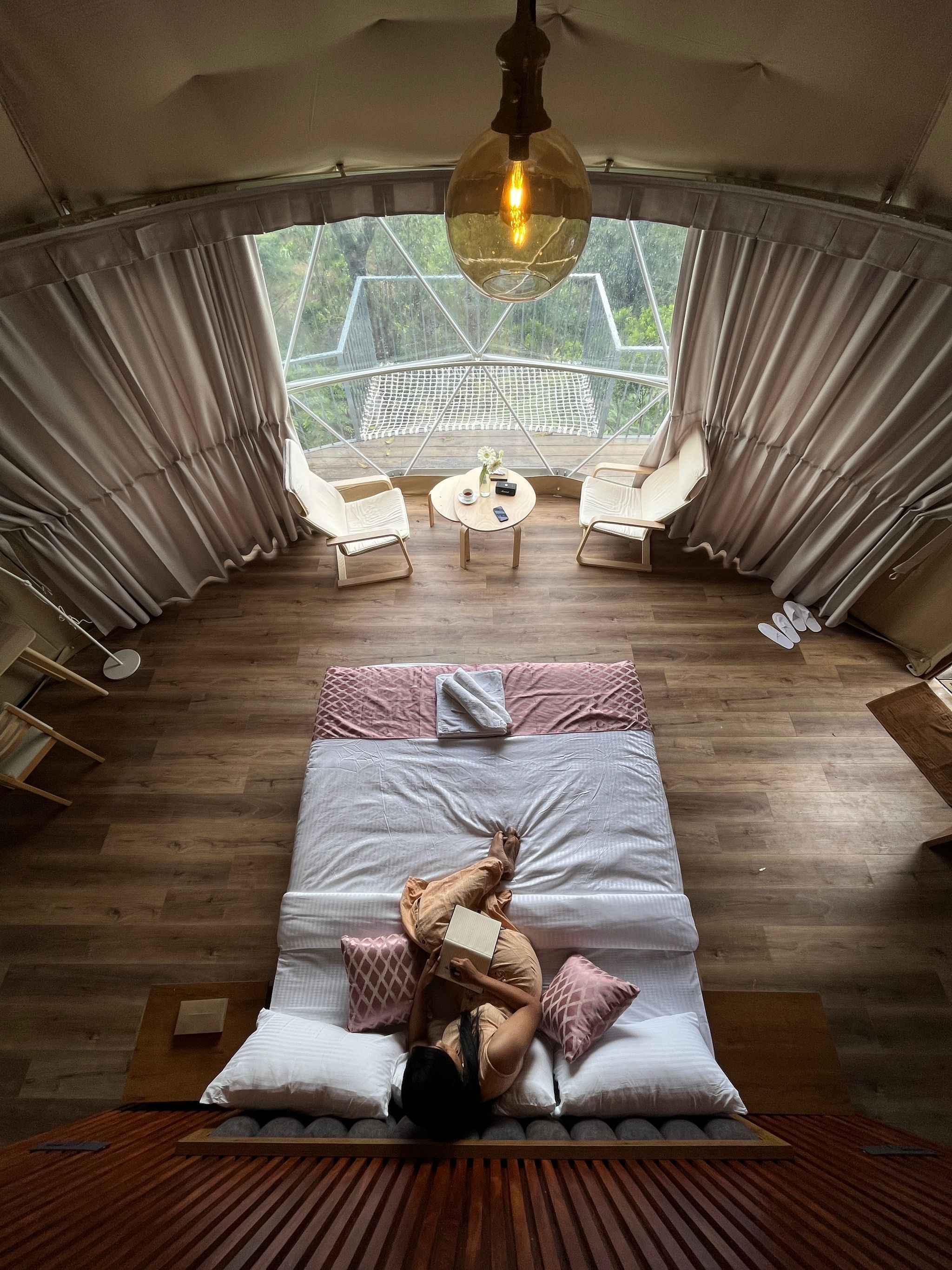 Luxury AC Geodesic Glamps With Balcony