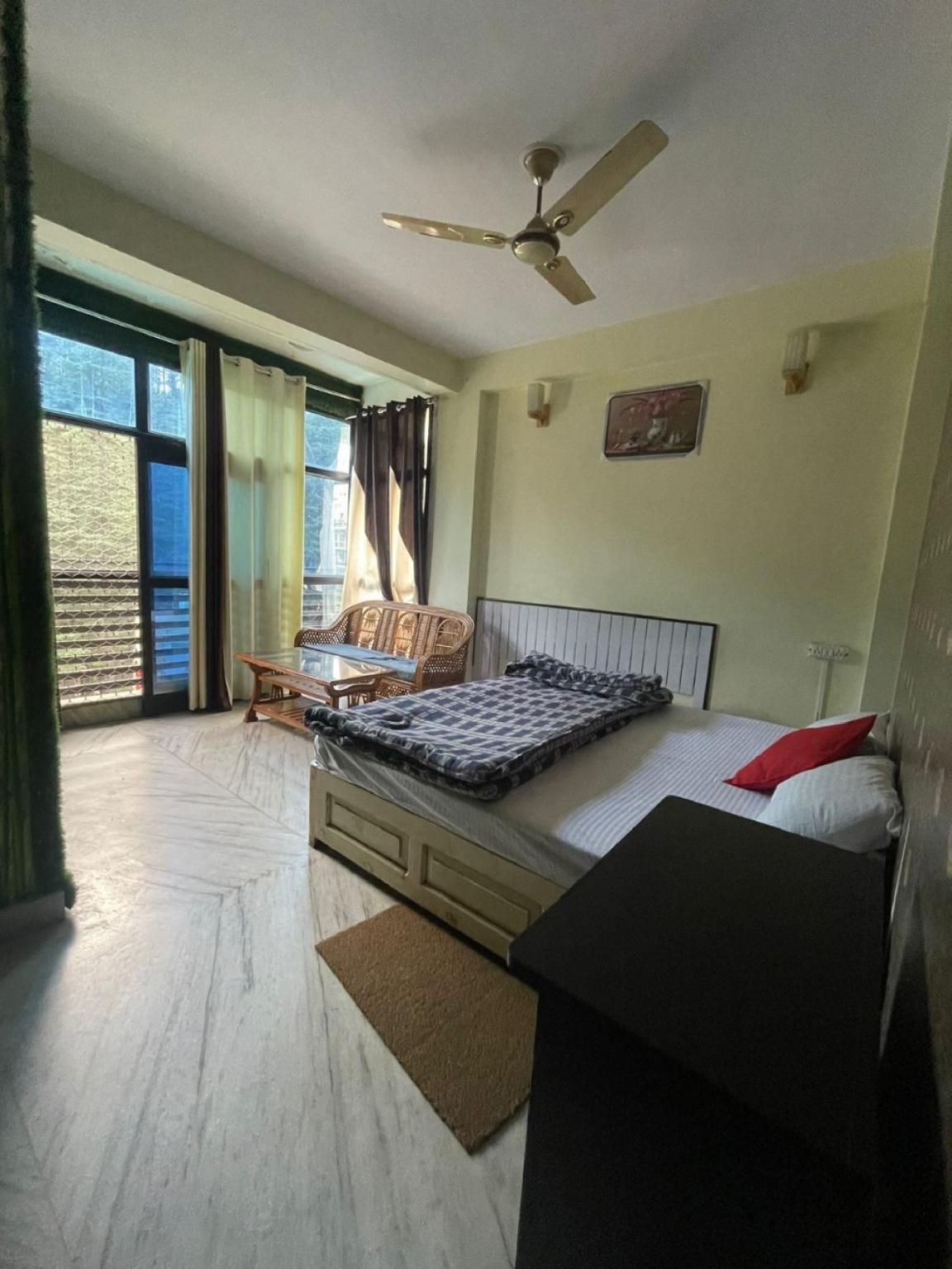Deluxe Single Room