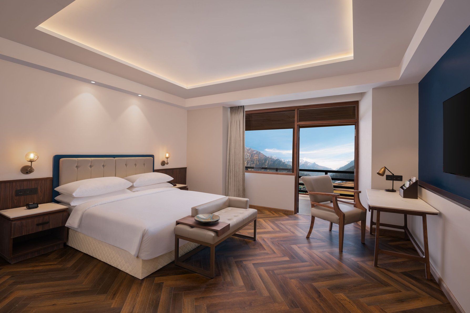 Deluxe, Guest room, 1 King, Mountain view, Balcony