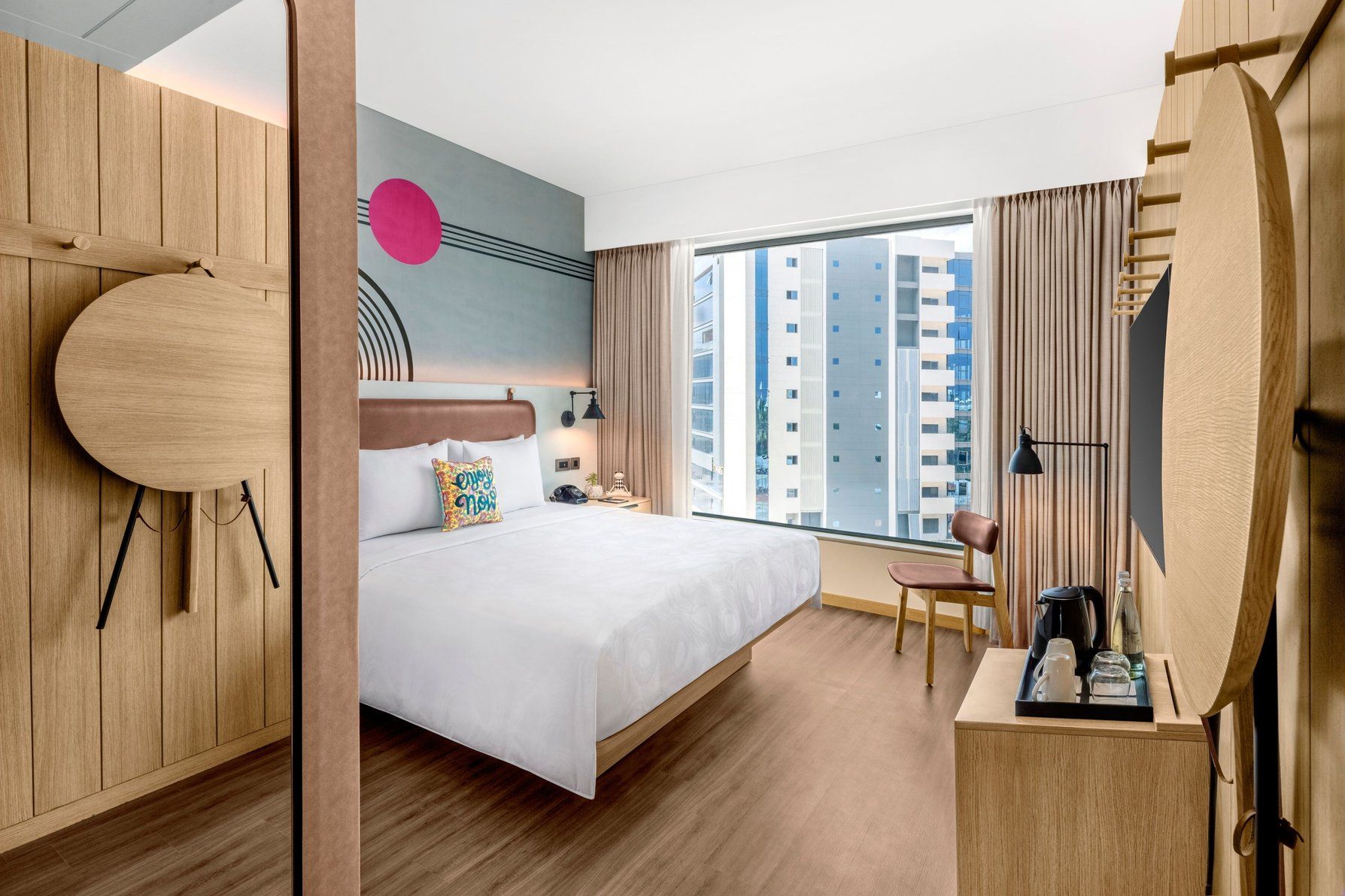 Moxy Sleeper, Guest room, 1 Queen, City view