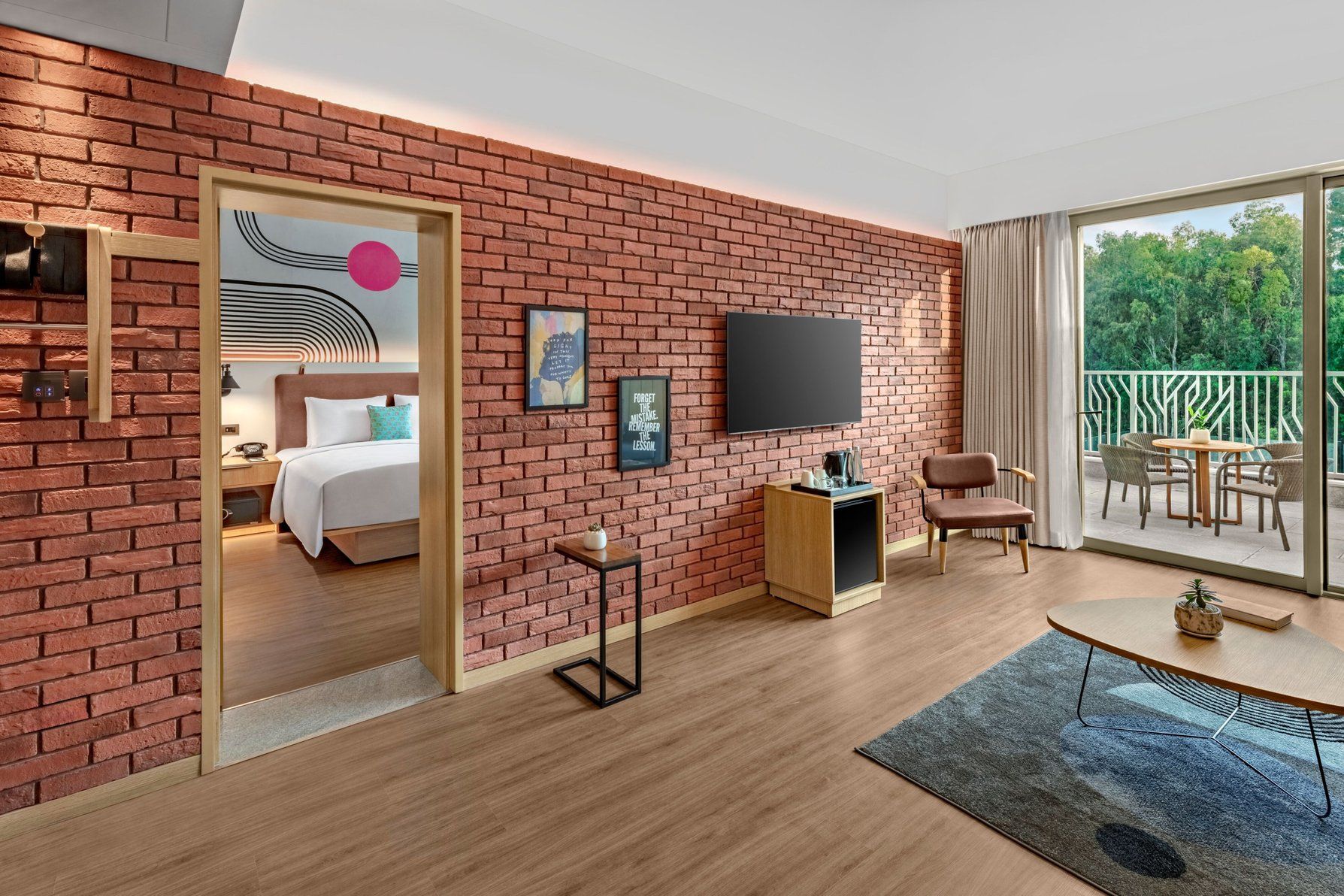 Moxy, Suite, 1 King, Sofa bed