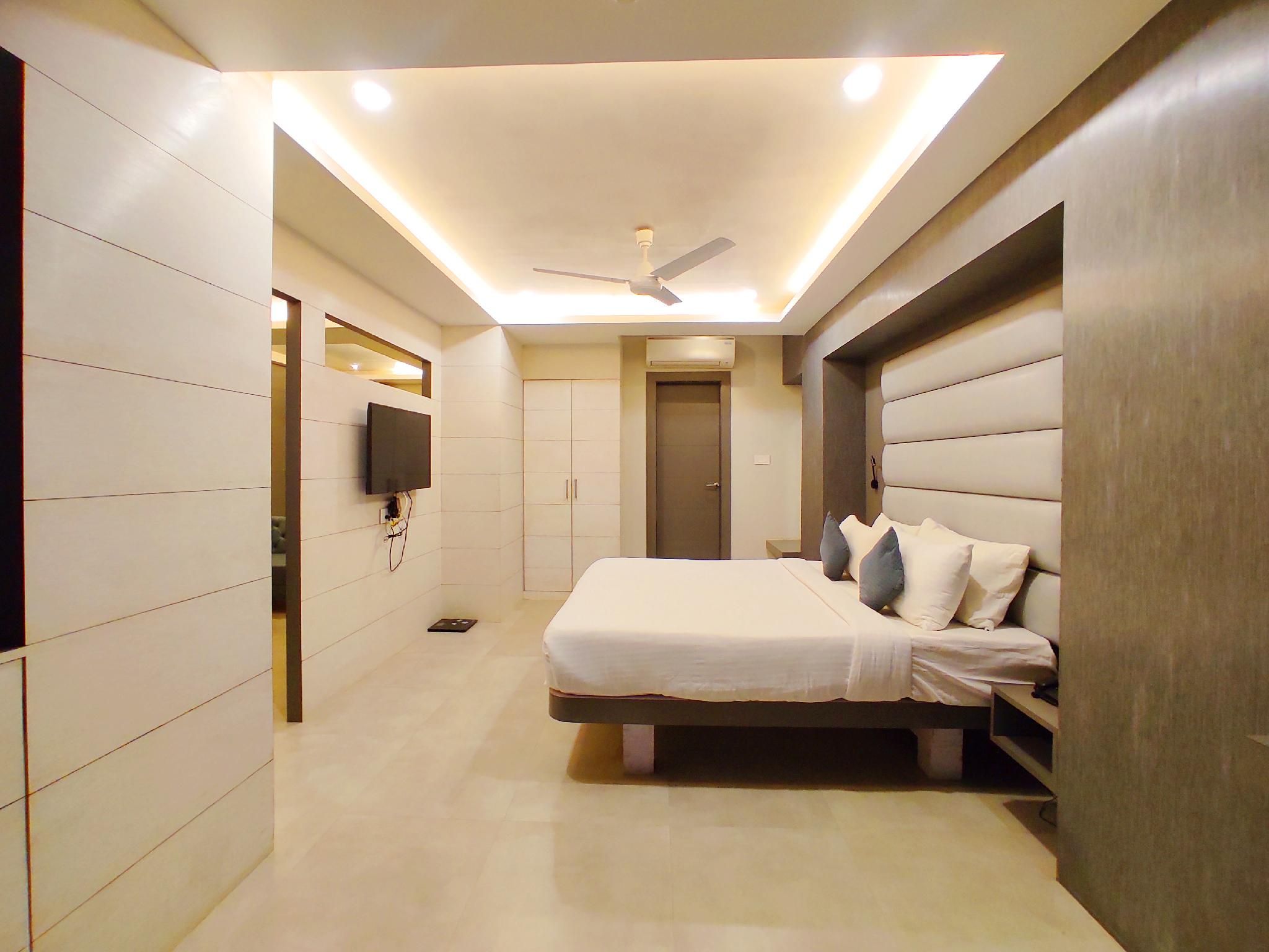 Premium Suite