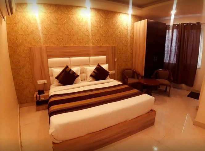 Luxury Room 3 hrs early check in and 3 hrs late check out