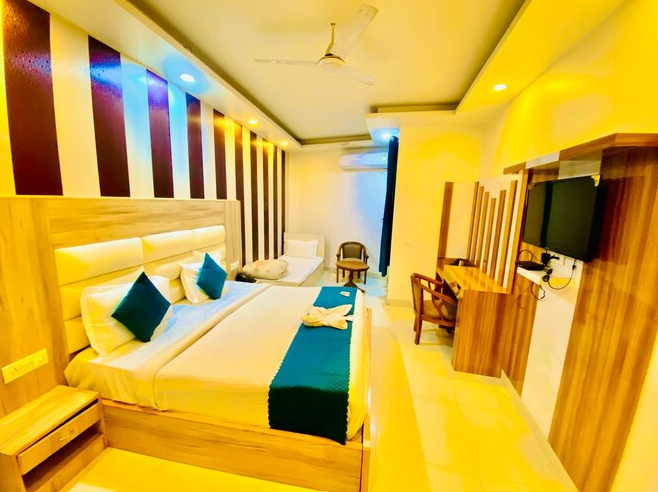 Luxury Room 3 hrs early check in and 3 hrs late check out