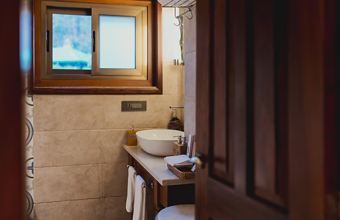 Nandakot Room with Sit-out