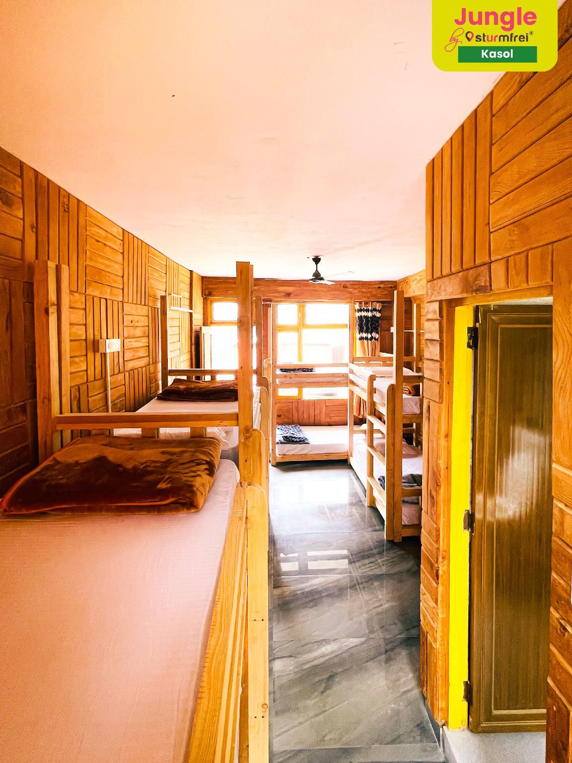 8-Bed Mixed Dormitory Room