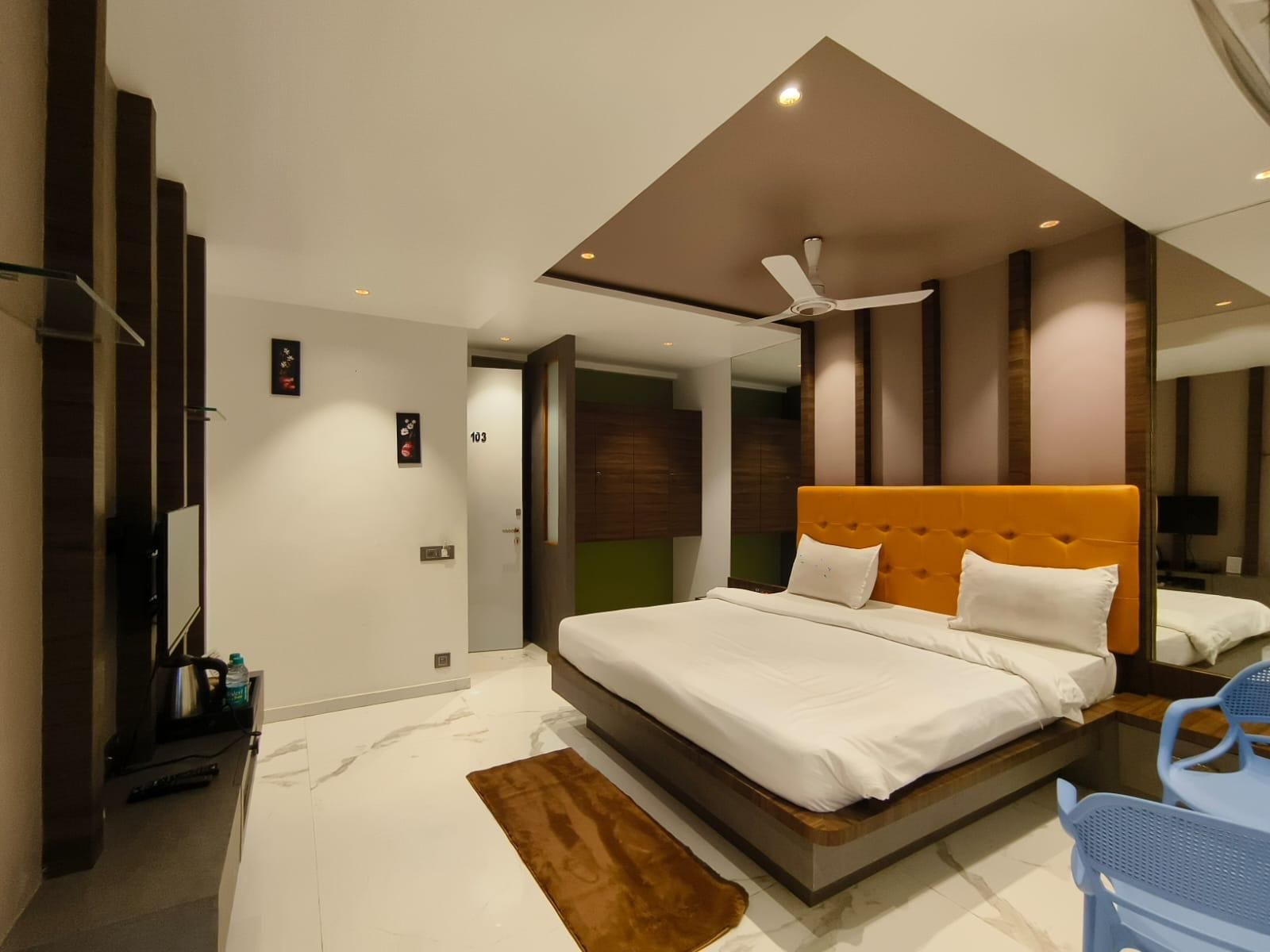 Deluxe Bungalow