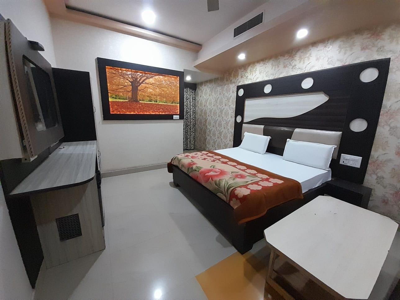 Shri Sai Palace Deluxe City View