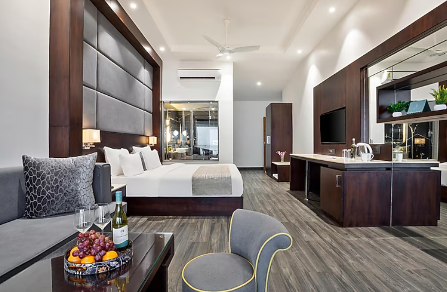 Deluxe Room with Balcony