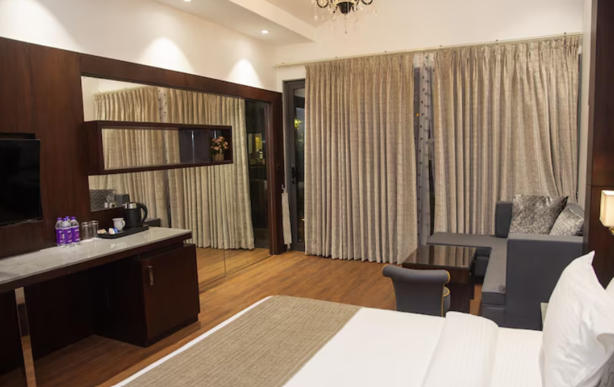 Deluxe Room with Balcony