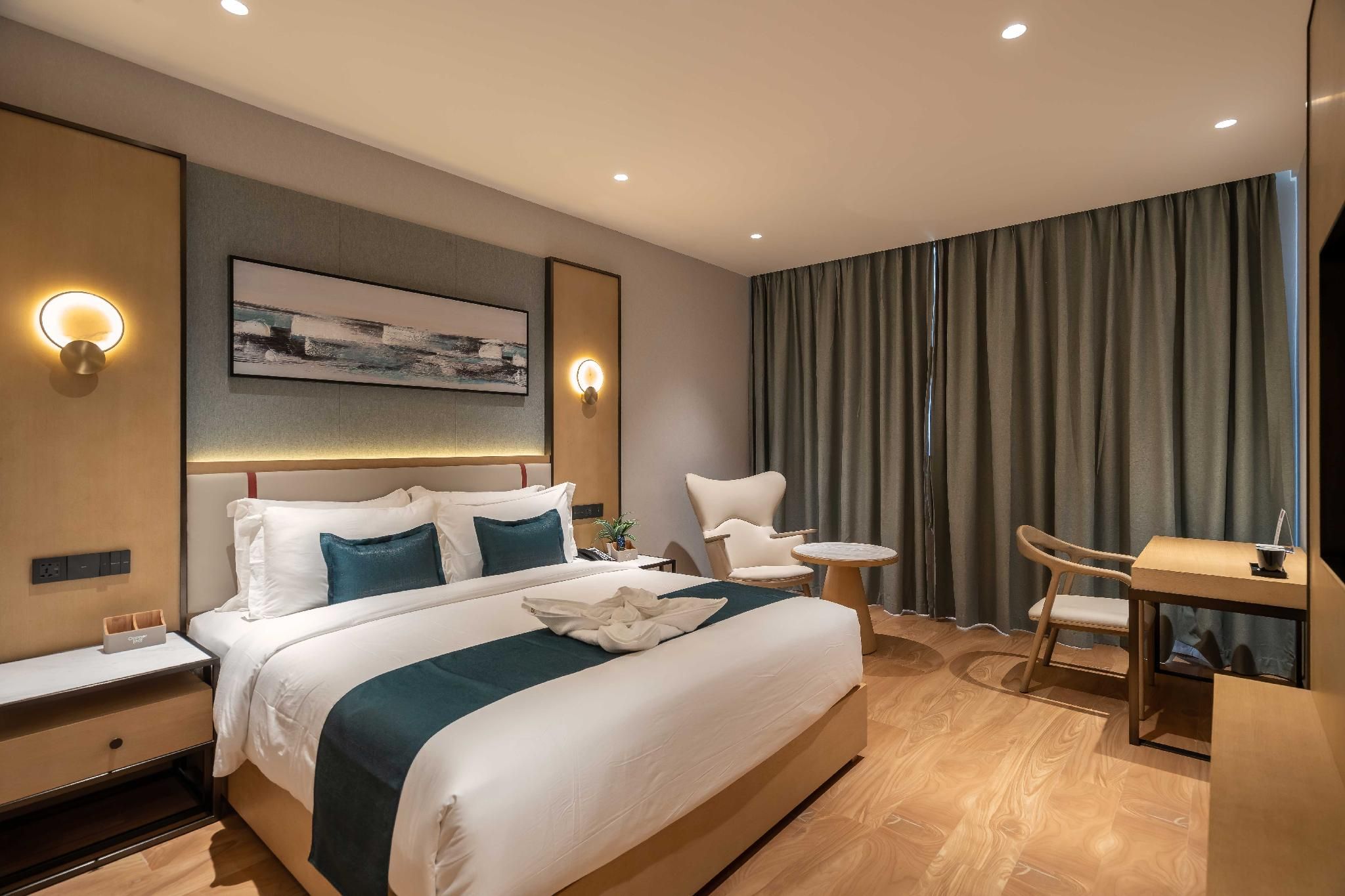 Copper Leaf Hotels Club King Bed Room