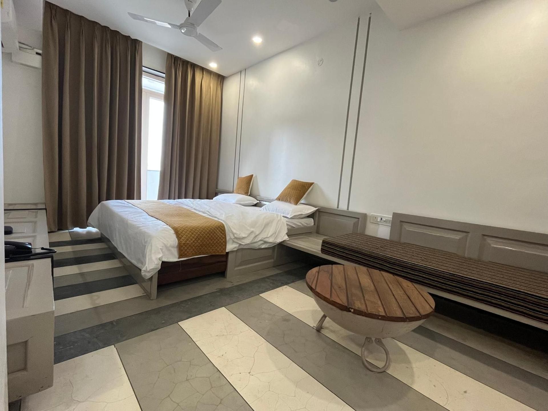 Deluxe room type A