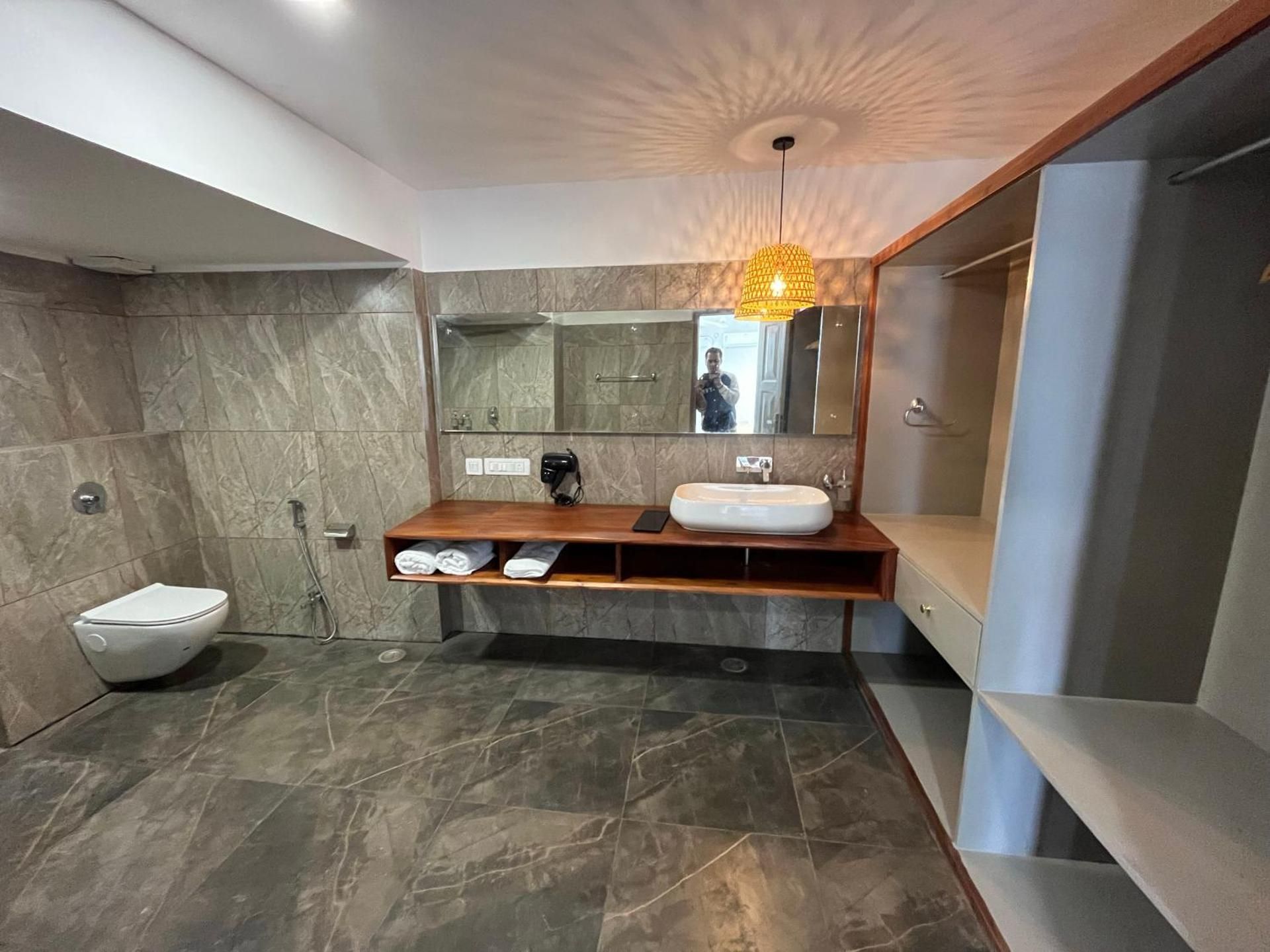 FAMILY SUITE ( THIRD FLOOR)