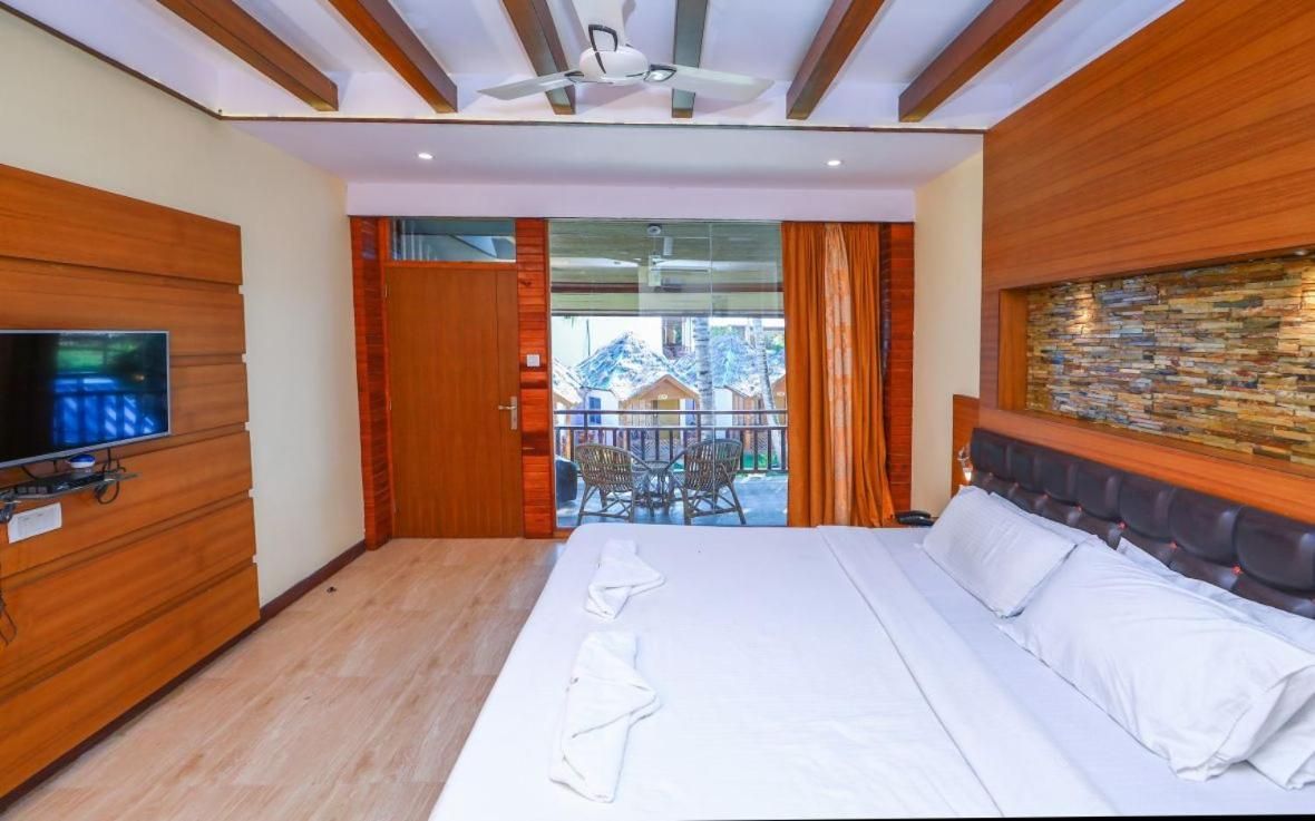 Pearl Park Beach Resort Private Limited Double Room with Garden View