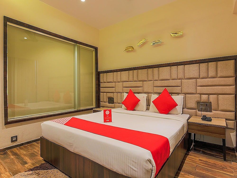 Deluxe Double or Twin Room, 1 King Bed