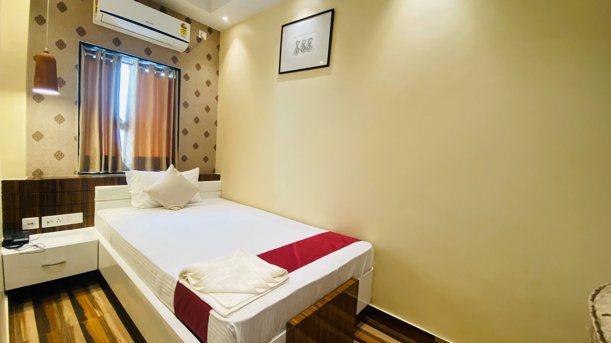 Hotel Kailash Tower Executive Twin Room 4