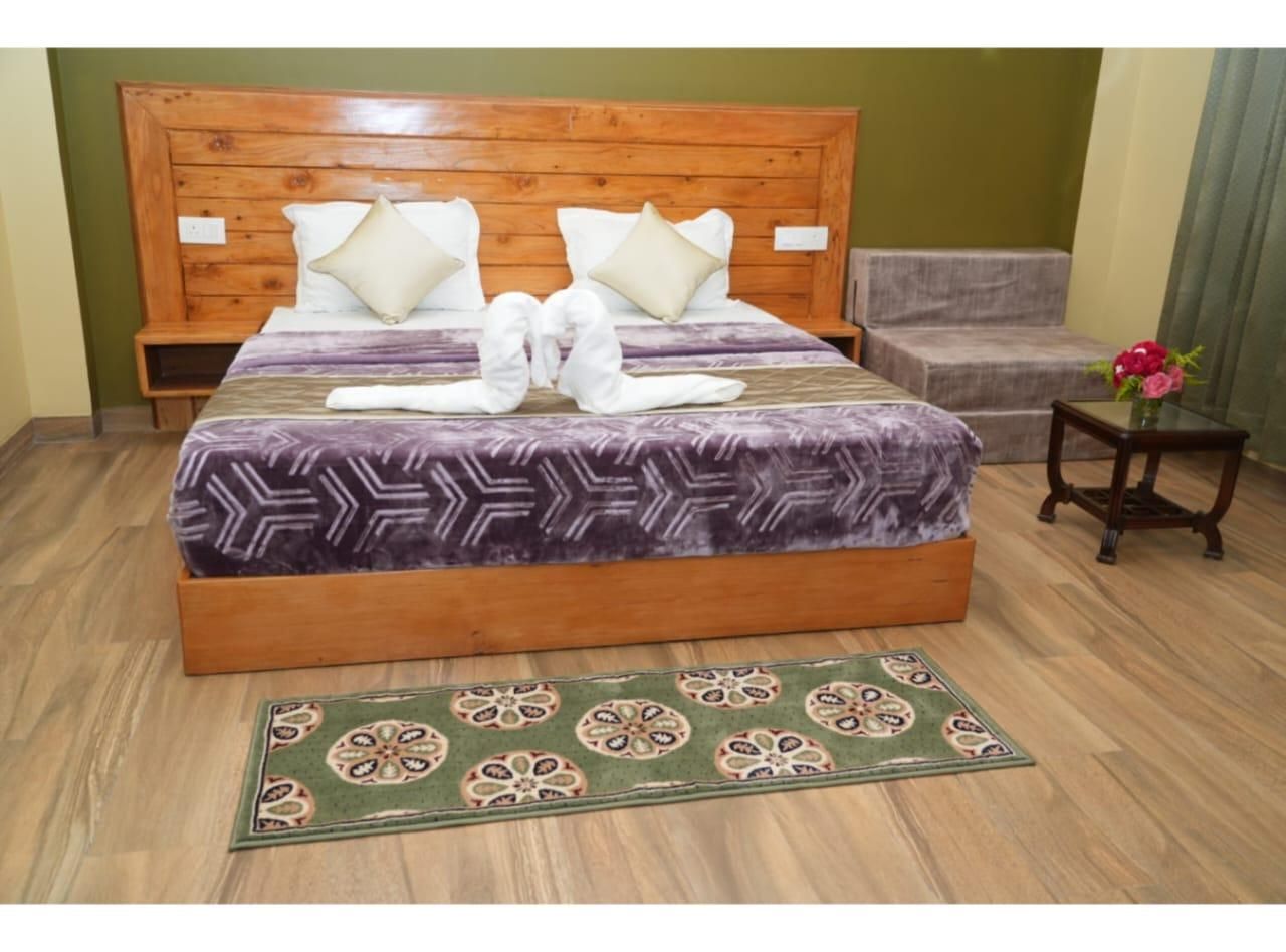 Valley Side Room