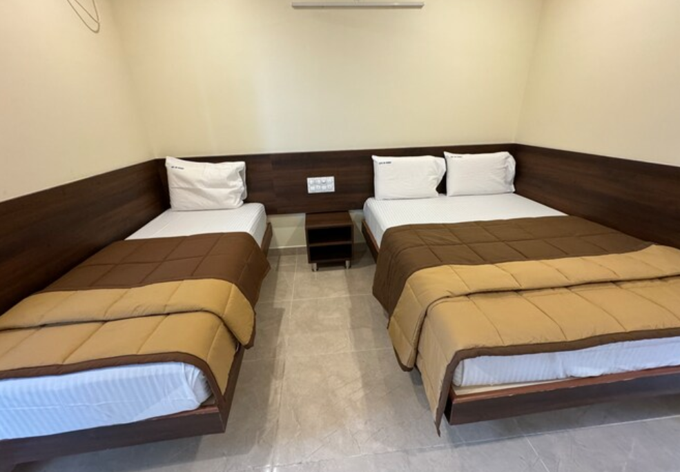 3 Bedded AC Family Room