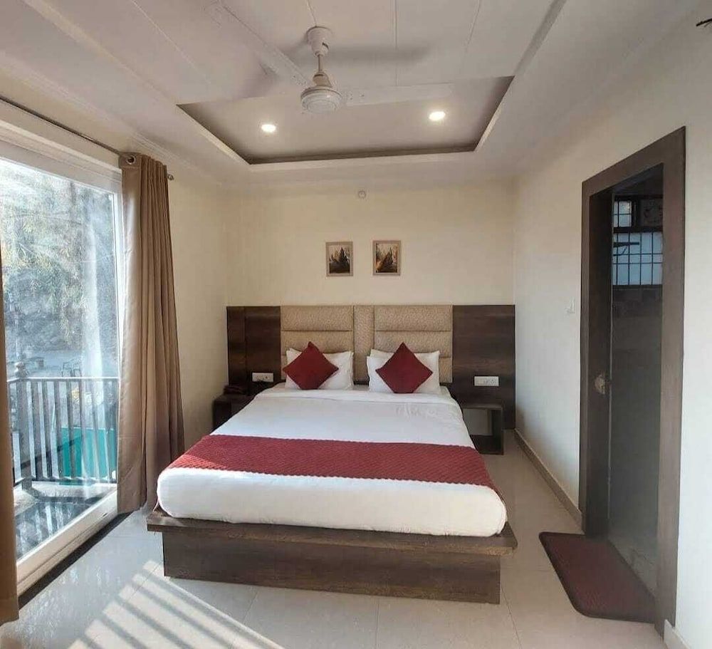 MOUNT INN HOTEL Classic Room, Balcony 4