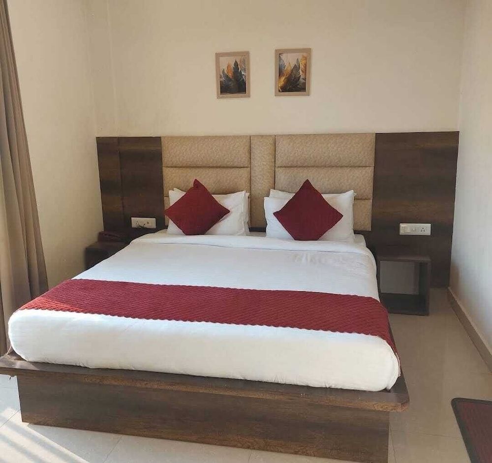 MOUNT INN HOTEL Classic Room, Balcony 2