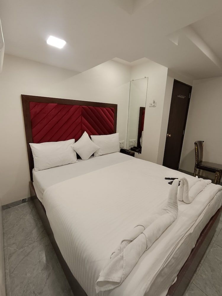 AR Residency Deluxe Double Room