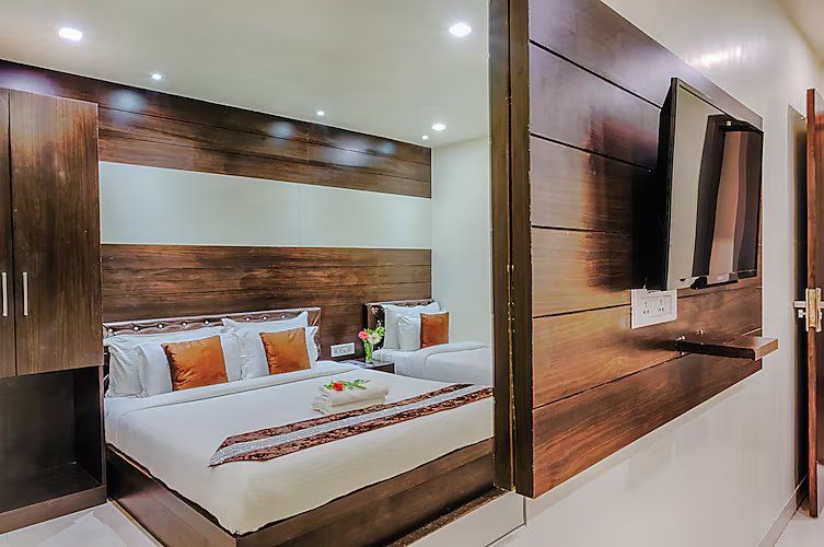 Triple Bedroom