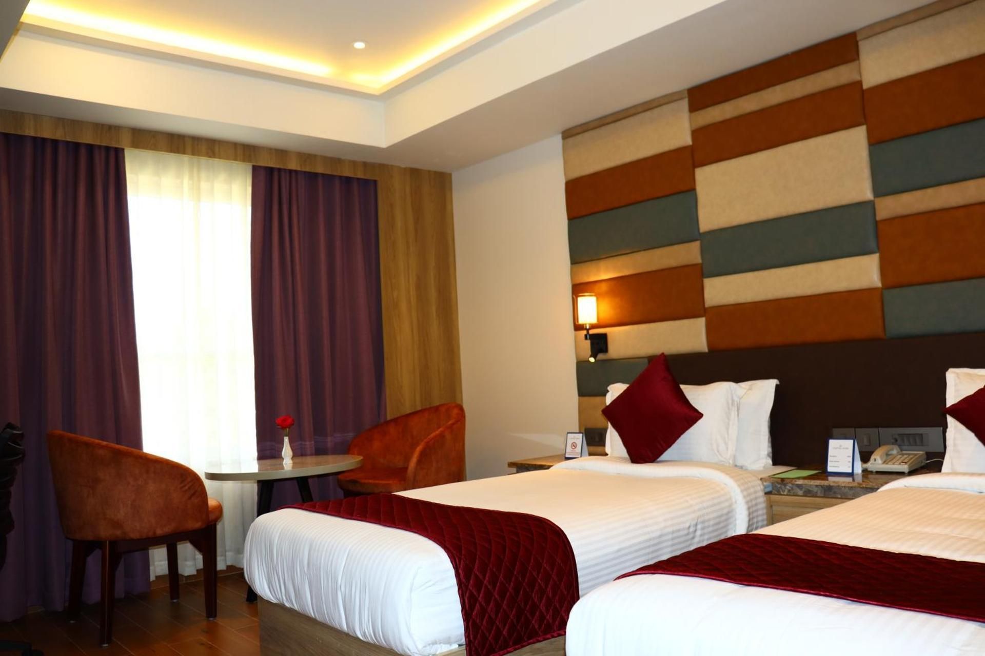 Deluxe Room AC