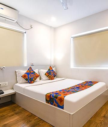 FabHotel Globe Express Deluxe Room