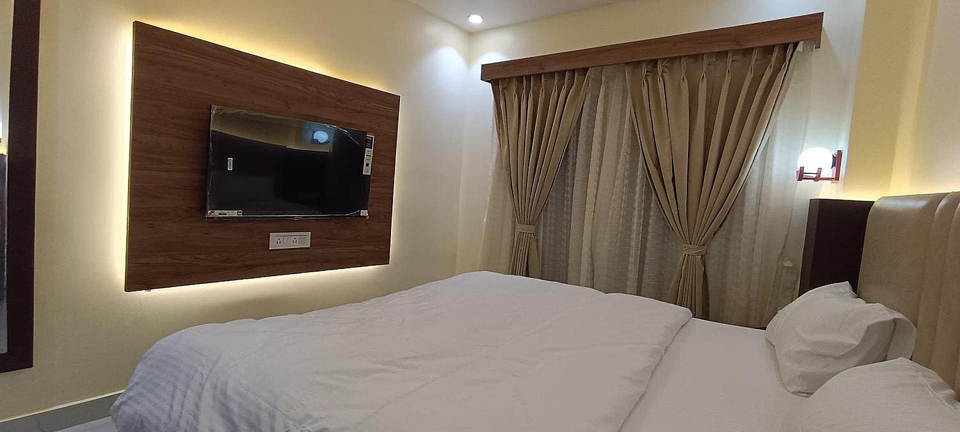 Premium Deluxe Double with Window