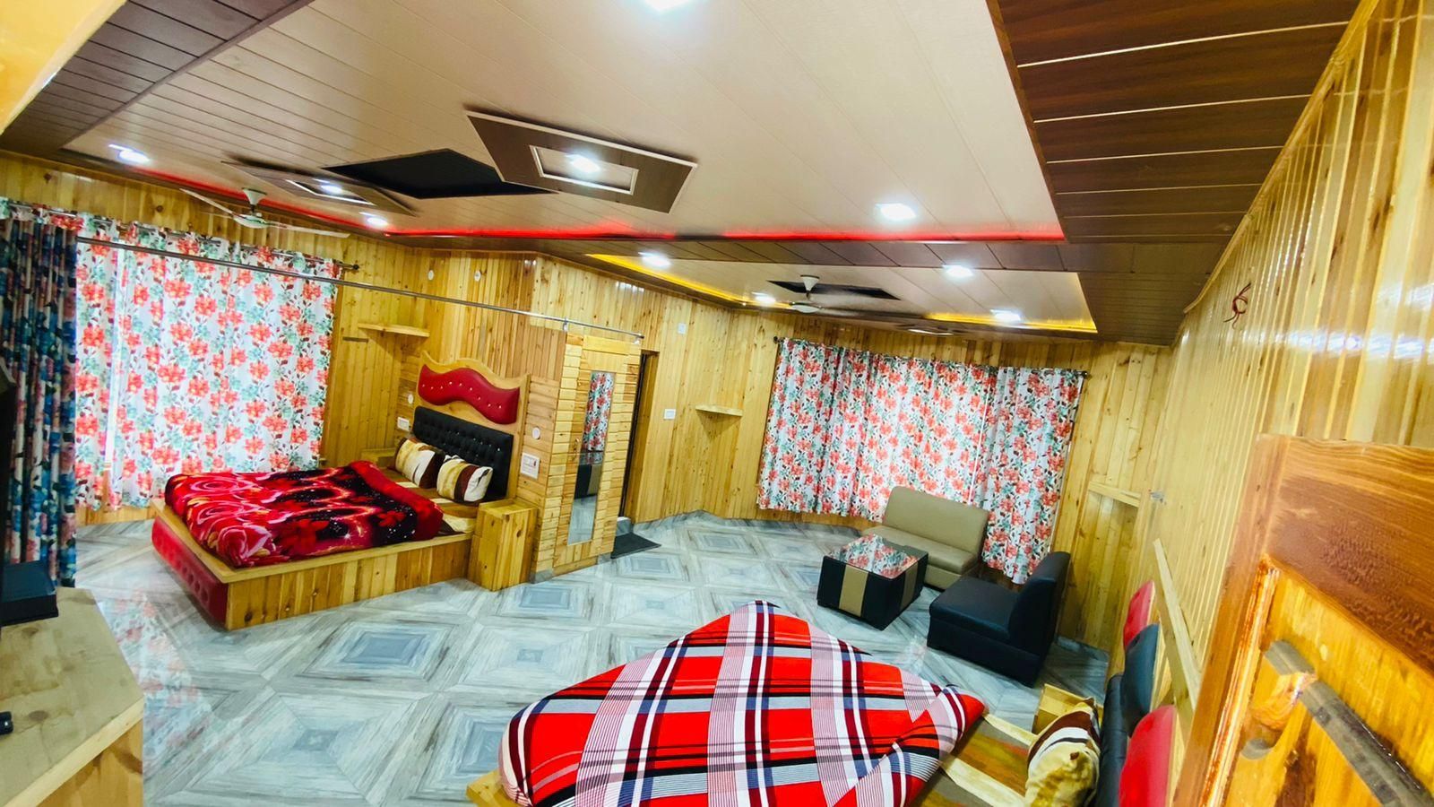 Family King Suite