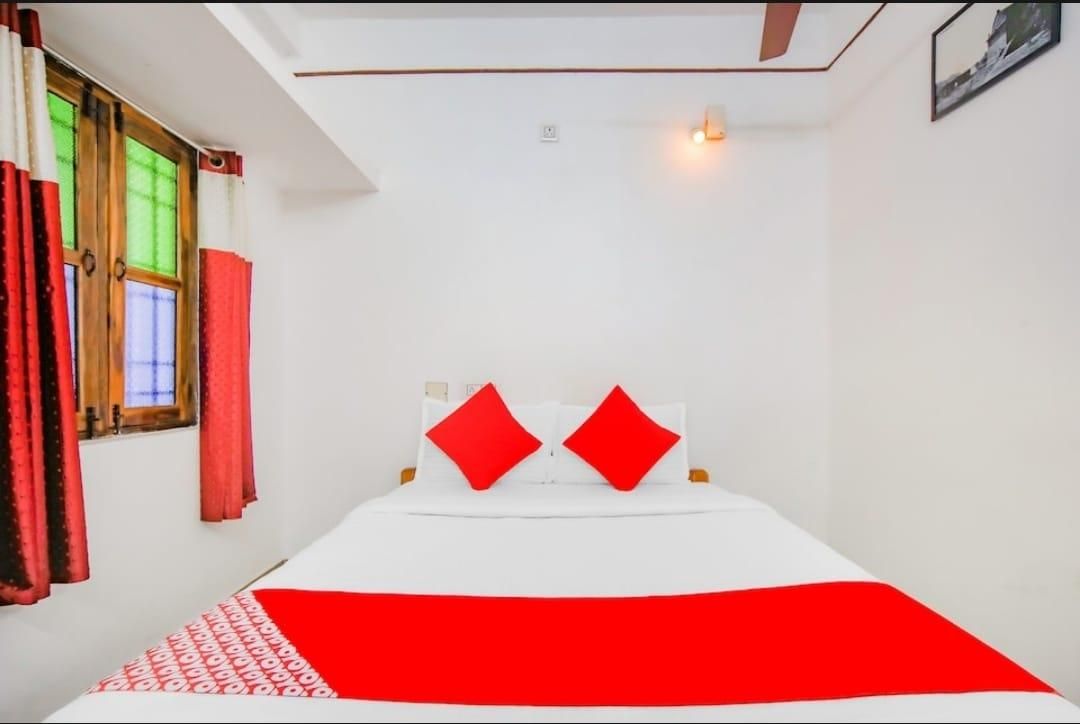 La Belle Residency Near Auro Beach Economic Room