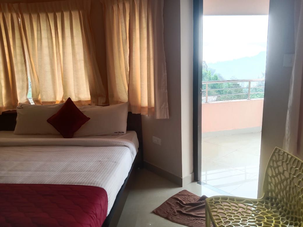 Bogar Palace Kodaikanal Deluxe Room 8