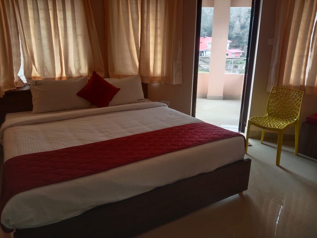 Bogar Palace Kodaikanal Deluxe Room 2